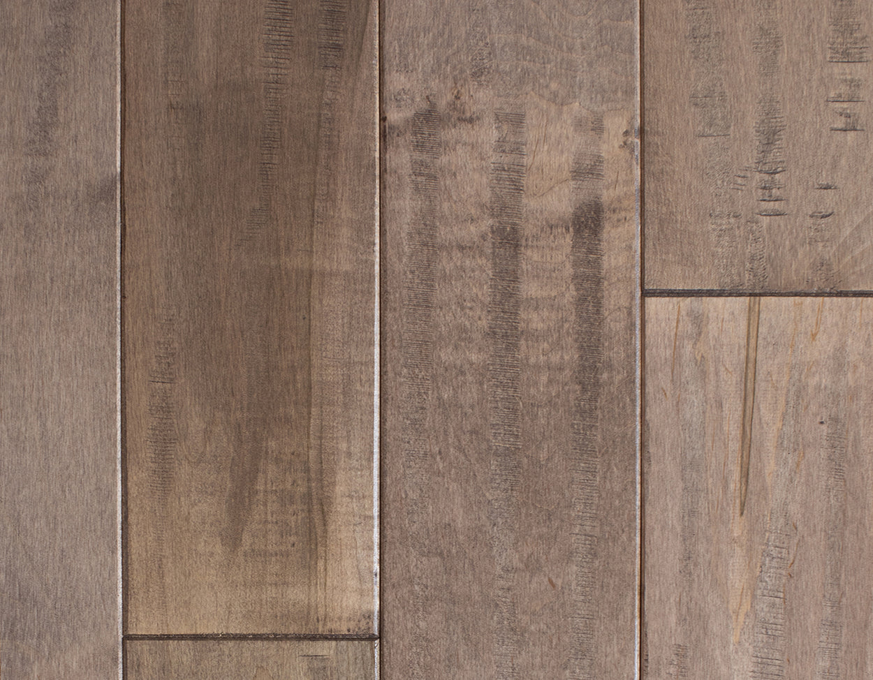 Maple Taupe / 3/4”x4”x84”RL / 16 SF/CTN
