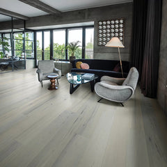 Avenue Hardwood Collection - Sample 12"
