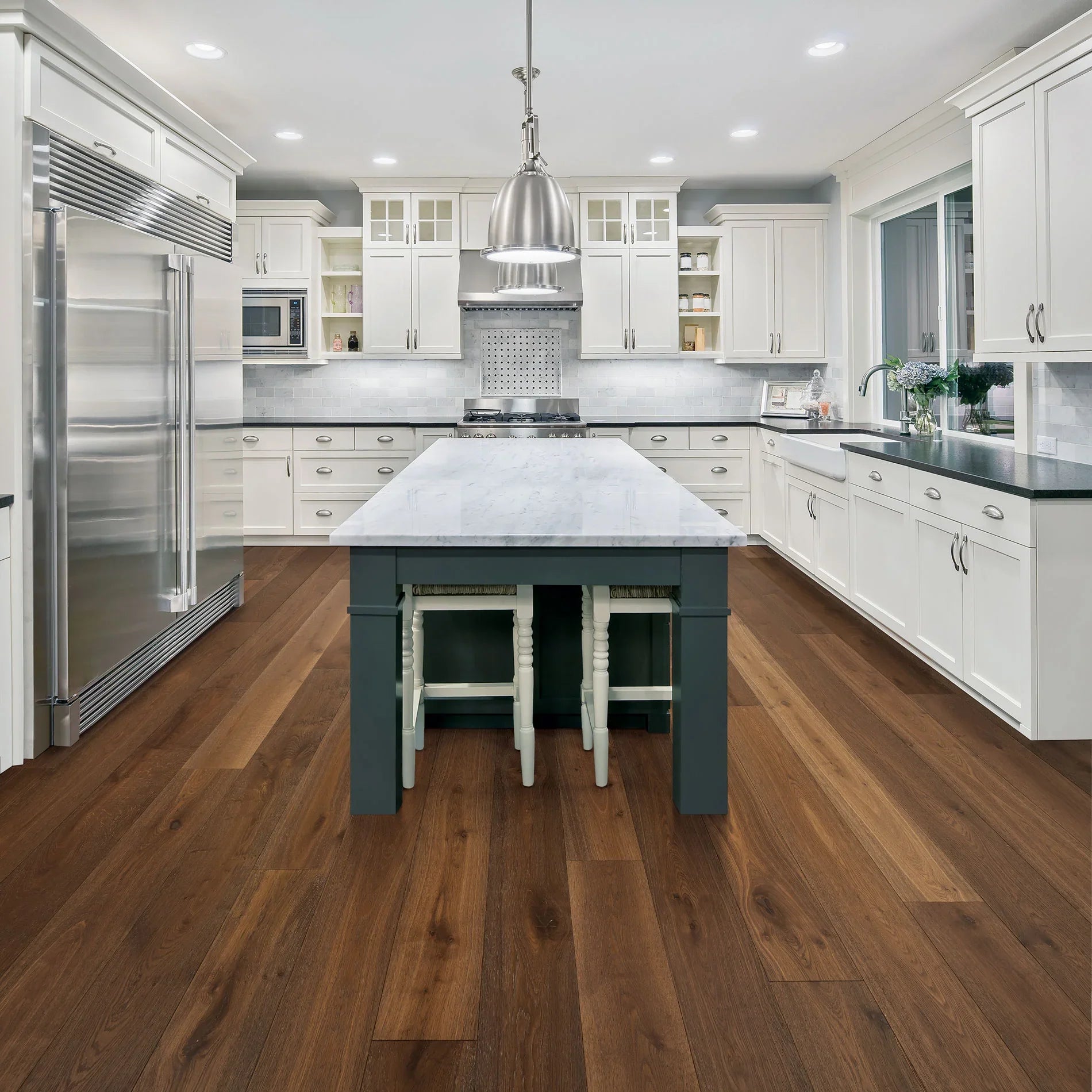 Malibu / 5/8″ X 7.5″ X 72″ RL / 23.5 SF/CTN